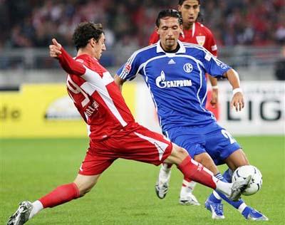 姿态昂首挺 姿态昂首挺